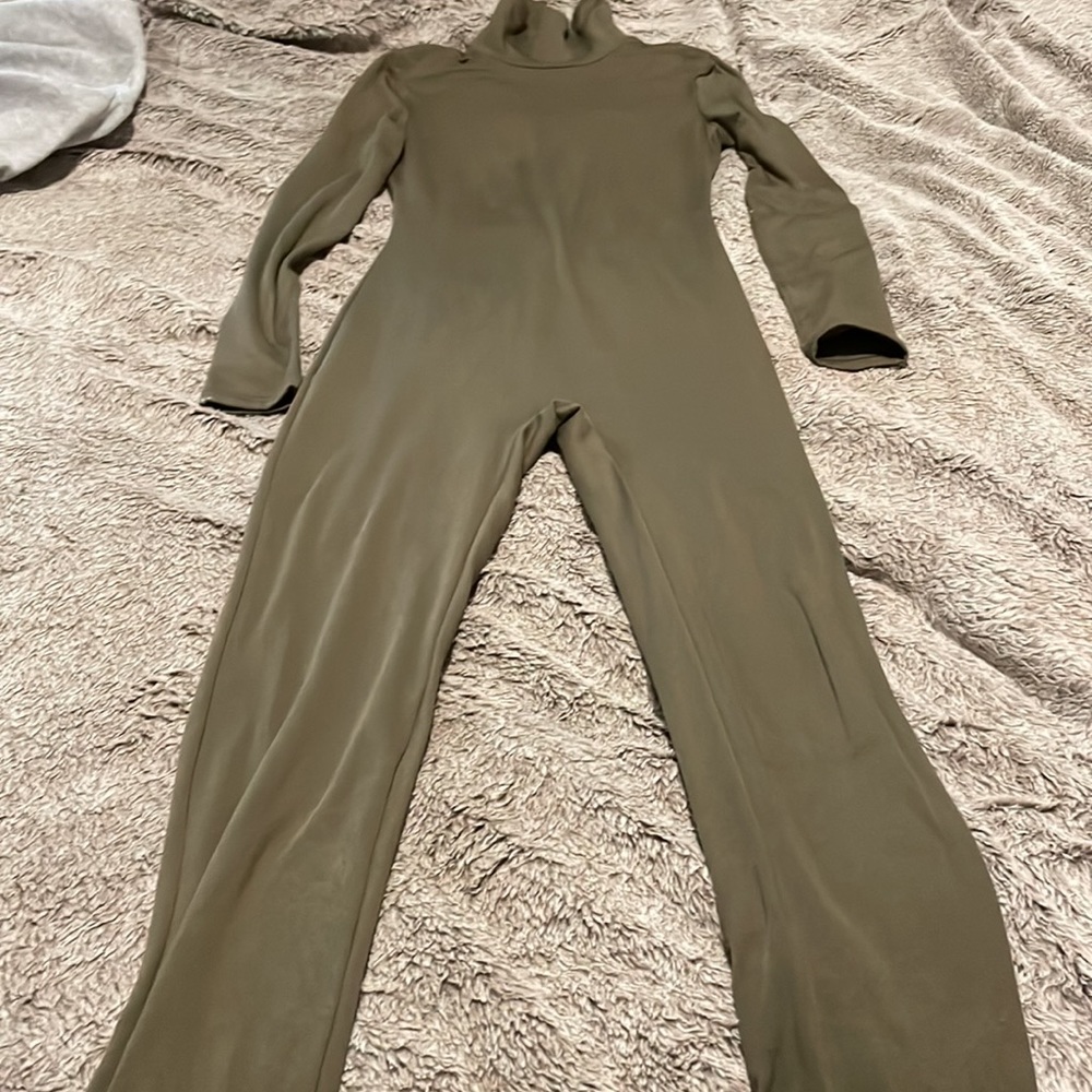 Army Green Body Suit 💣 - Picture 2 of 3